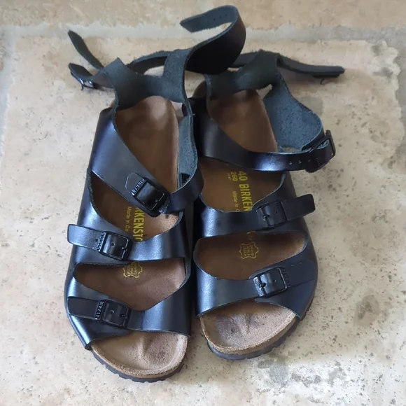 Birkenstock Black Sandals - Picture 1 of 4